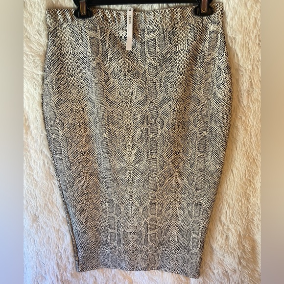 ASOS Asymmetrical Midi Snakeskin Skirt - Picture 2 of 3